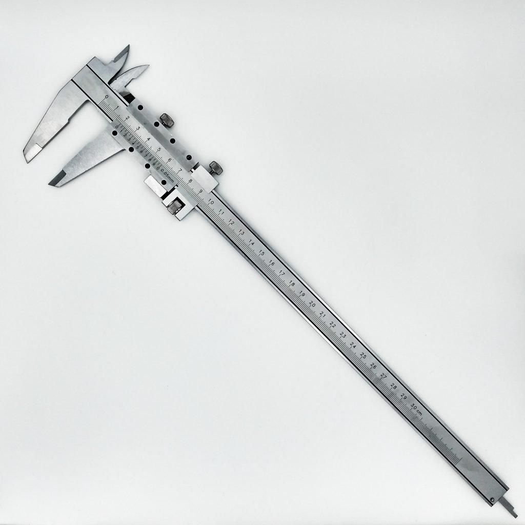 Calibres mecánicos: con reloj, de profundidad, calibre de soldadura.